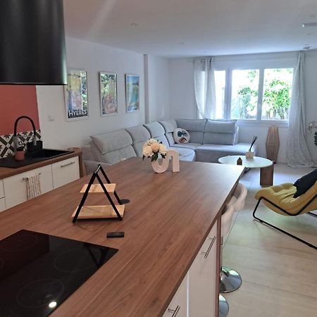 Magnifique Appartement 2 Chambres Avec 50 M2 De Jardin Privatif 拉克罗 外观 照片