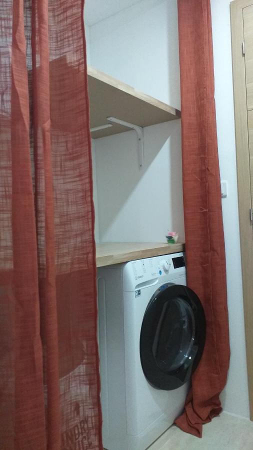 Magnifique Appartement 2 Chambres Avec 50 M2 De Jardin Privatif 拉克罗 外观 照片